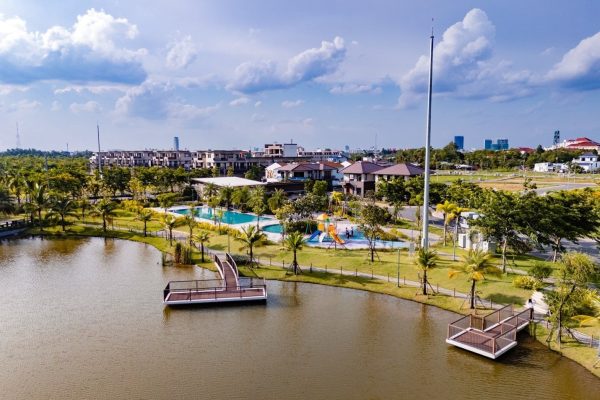 Giá bất động sản đô thị vệ tinh đang thấp hơn khu trung tâm khoảng 40-50%