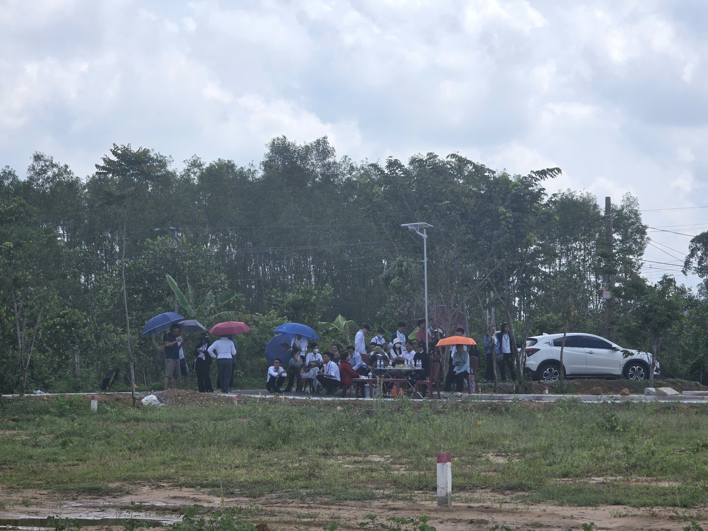 Hé lộ chiêu thức dựng dự án 'ảo', lừa bán đất nền ở vùng quê- Ảnh 1.