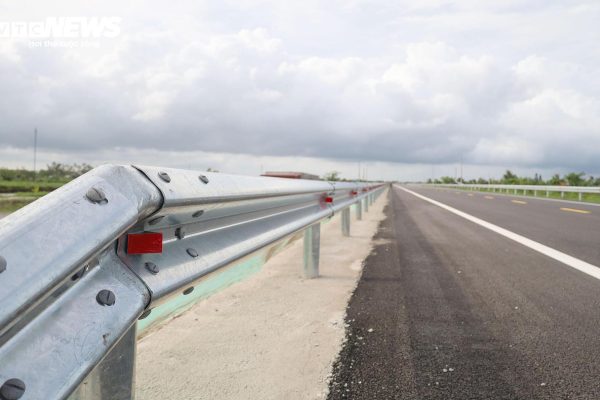 Toàn cảnh tuyến đường bộ ven biển Hưng Yên gần 5.000 tỷ đồng sắp cán đích