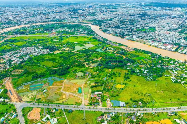 Từng bán nhà xã hội có giá đắt kỷ lục, Tập đoàn Him Lam bất ngờ cùng 5 chủ đầu tư rục rịch làm 7 dự án ở phía Nam