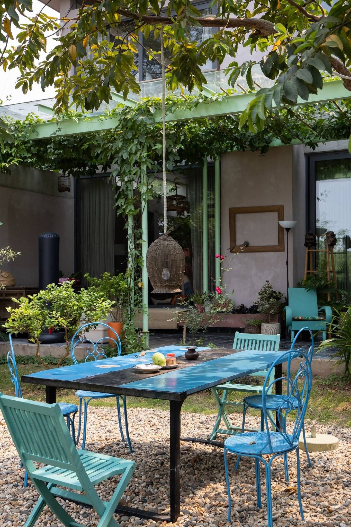 Nhà vườn 320m2 kiến tạo không gian sống yên bình tại Hà Nội- Ảnh 2. Nhà vườn 320m2 kiến tạo không gian sống yên bình tại Hà Nội- Ảnh 2.