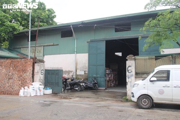 Bị lừa mất tiền, người mua nhà ở xã hội vẫn nghĩ ‘cò’ đã giúp mình