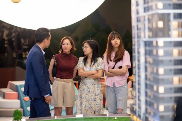 Giá căn hộ ở khu vực phía Nam tăng, mức giá từ 30-40 triệu đồng/m2 ngày càng hiếm