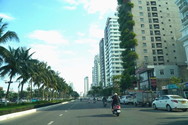 Thêm khách sạn ven biển Đà Nẵng bị phạt nặng