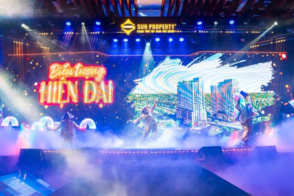 Quá tải khách đến dự sự kiện giới thiệu dự án Spana Tower Đà Nẵng