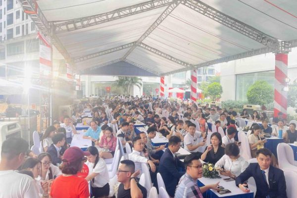 Khách hàng mua 3 căn Tecco Elite City thay vì 1 căn chung cư Hà Nội