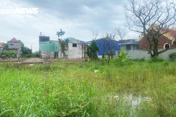 Cán bộ tính sai khiến dân mất gần 100m² đất ở: Đang rà soát, đính chính ‘sổ đỏ’