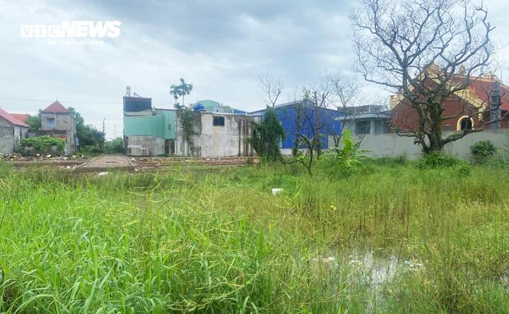 Cán bộ tính sai khiến dân mất gần 100m² đất ở: Đang rà soát, đính chính ‘sổ đỏ’- Ảnh 1. Cán bộ tính sai khiến dân mất gần 100m² đất ở: Đang rà soát, đính chính ‘sổ đỏ’- Ảnh 1.