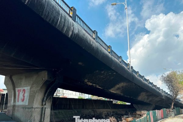 Kết quả kiểm định đường dẫn cầu Vĩnh Tuy sau vụ cháy hàng trăm xe máy