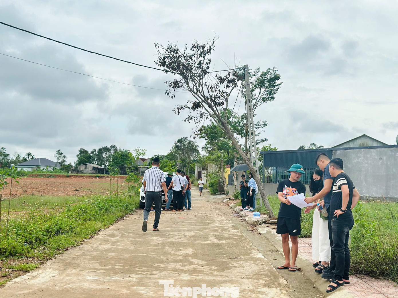 'Thổi giá', gom đất, phân lô bán nền tràn lan sau công bố quy hoạch- Ảnh 1. 'Thổi giá', gom đất, phân lô bán nền tràn lan sau công bố quy hoạch- Ảnh 1.