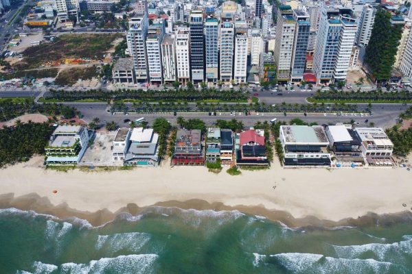 Một khách sạn ven biển Đà Nẵng bị phạt 564 triệu đồng