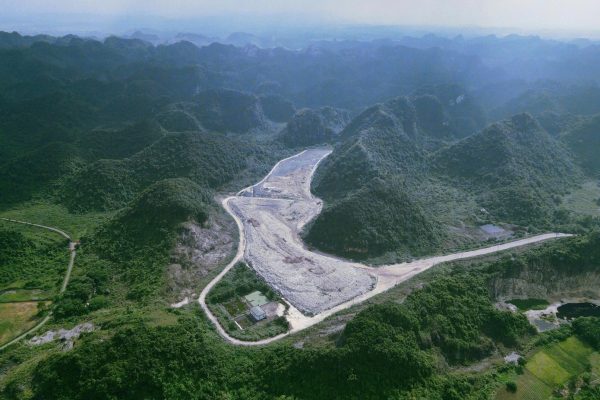 Giải cứu thung lũng đang ‘chết’ dần vì rác ở Ninh Bình