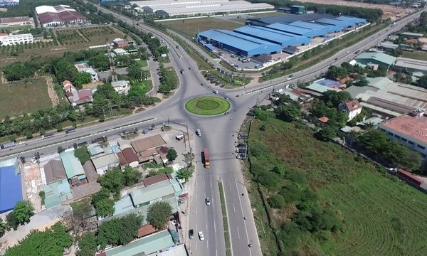 Một cổ phiếu bất động sản đột nhiên tăng giá trong phiên chứng khoán Việt Nam giảm kỷ lục 95 điểm