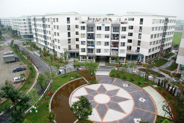Chủ tịch Cen Land chê “nhà buôn đất” lấn át, đề xuất giảm thuế đất và chống đầu cơ để giải cơn khát nhà ở vừa túi tiền