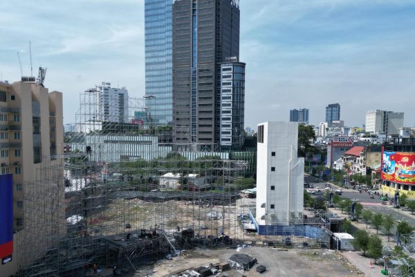 Cận cảnh khu đất ‘vàng’ bỏ hoang gần 10 năm giữa trung tâm TP.HCM