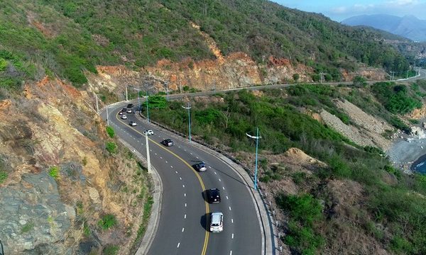 Giải mã Nha Trang: Địa thế ngoạn mục, văn hóa biển đặc sắc và những sức hút đặc biệt