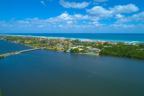 Bất động sản “Front Row”: Từ giá trị khan hiếm đến biểu tượng sống toàn cầu