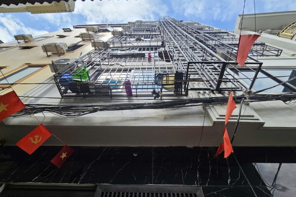 ‘Thủ phủ’ chung cư mini Hà Nội nở rộ nhà xây sai phép, vượt tầng
